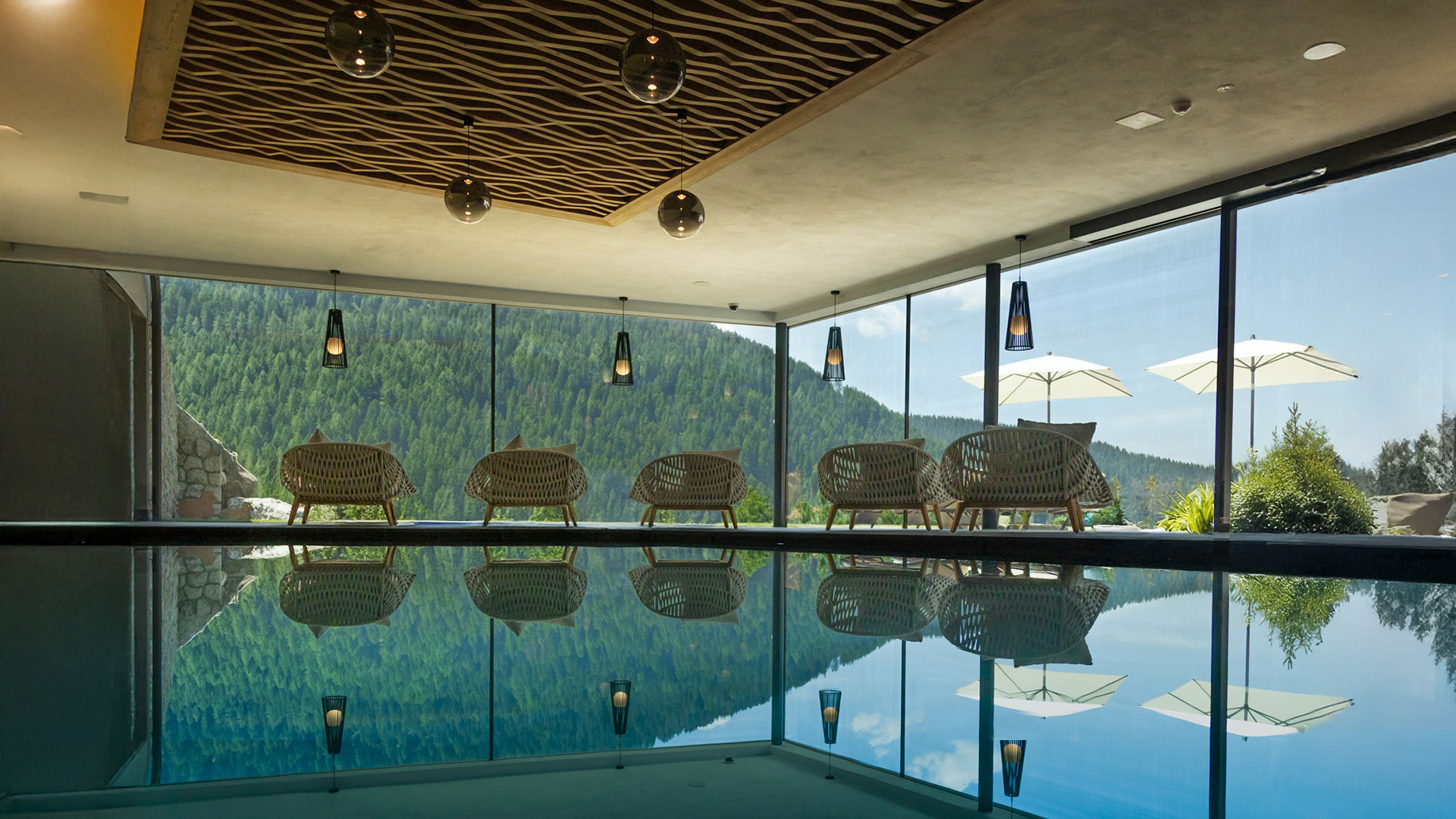 fanes_pool_010